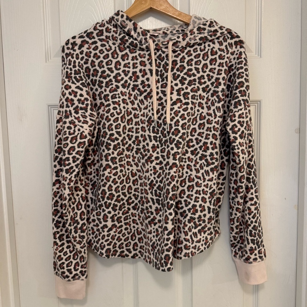 Like New Victoria’s Secret Leopard Print Thermal Pullover Hoodie - Picture 2 of 5